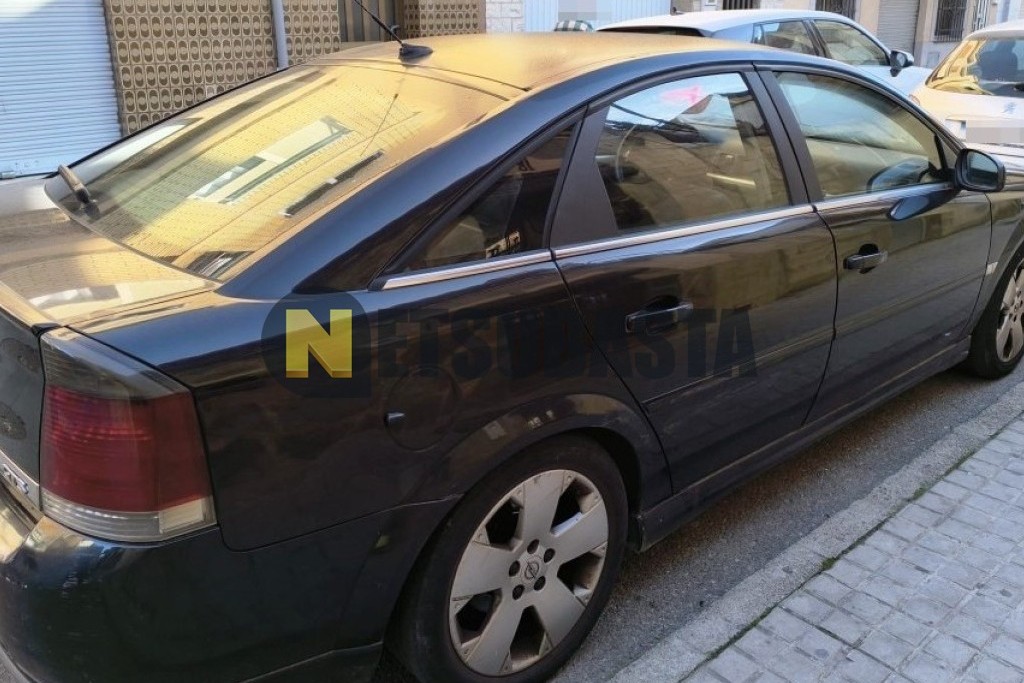 Opel Vectra 2.2 DTi 2004