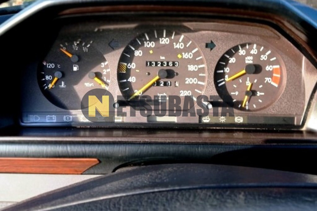 Mercedes-Benz 230 E 1991