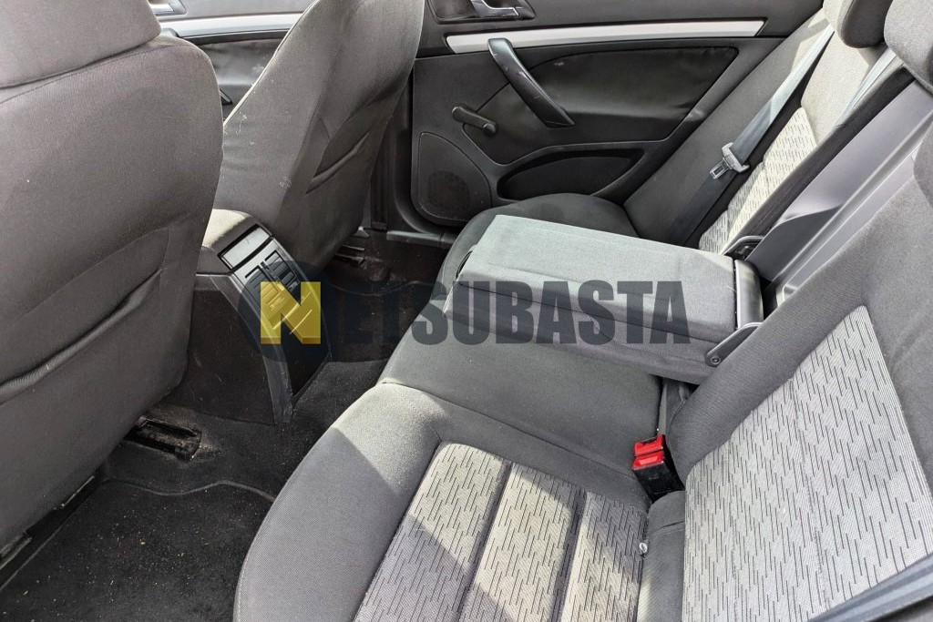 Skoda Octavia Combi 1.8 TSI DSG 7 vel. 2010