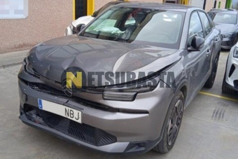 Citroën C4 1.2 Gasolina EAT8 2025