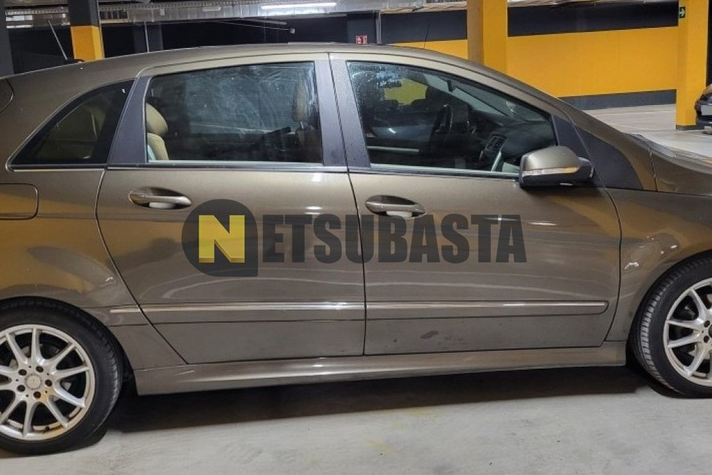 Mercedes-Benz B 180 CDI BlueEFFICIENCY 7G-DCT 2011