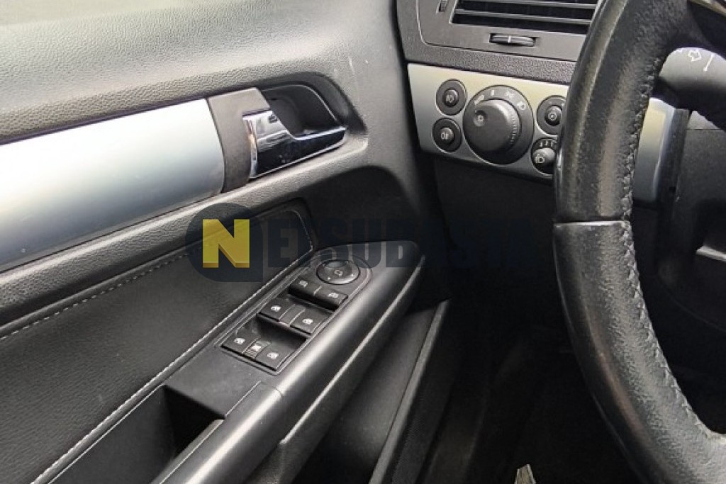 Opel Astra 1.6 16V 2009