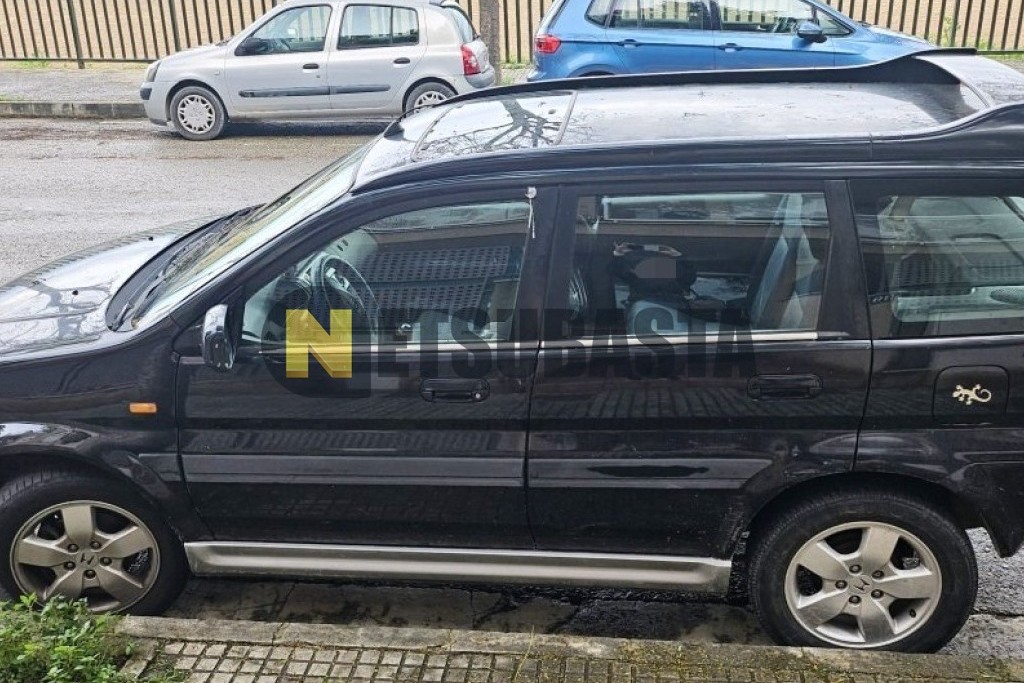 Honda HR-V 1.6i 4WD 2001