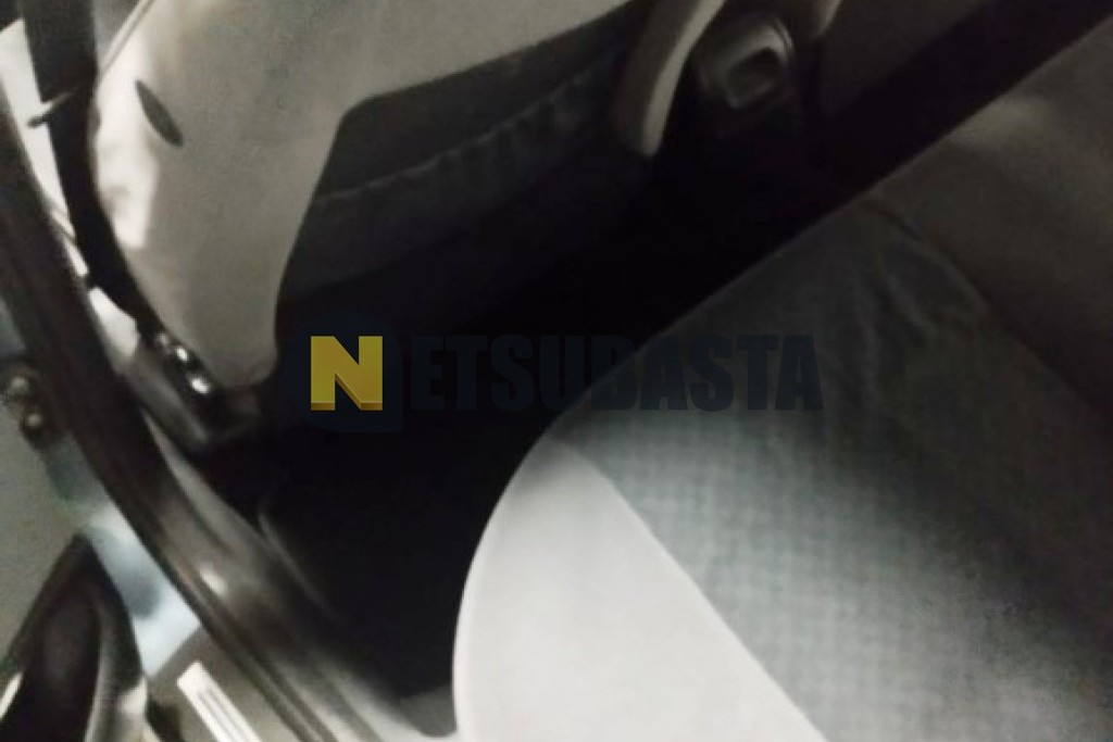 Peugeot 406 2.0 HDi 2000