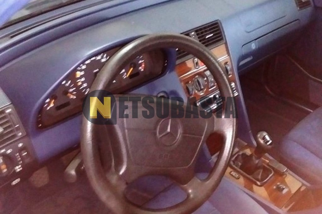 Mercedes-Benz C 180 1996