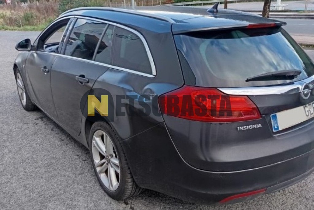 Opel Insignia Sports Tourer 2.0 CDTI 2010