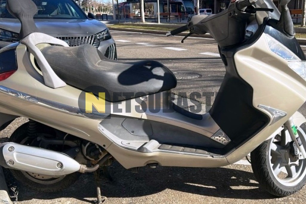 Piaggio X8 125 2006