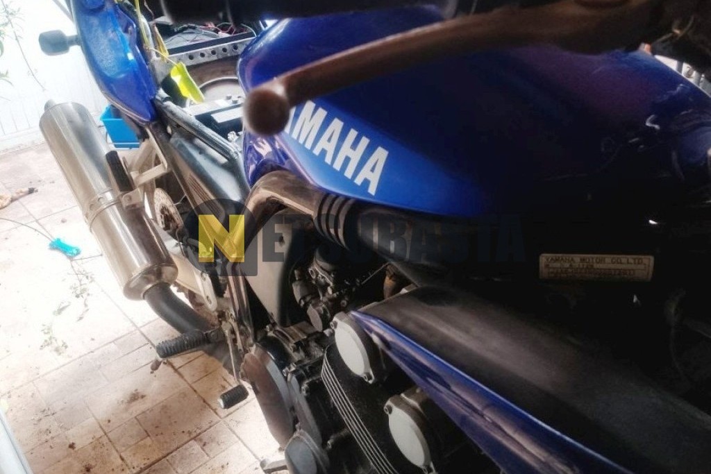 Yamaha FZS 600 Fazer 2002