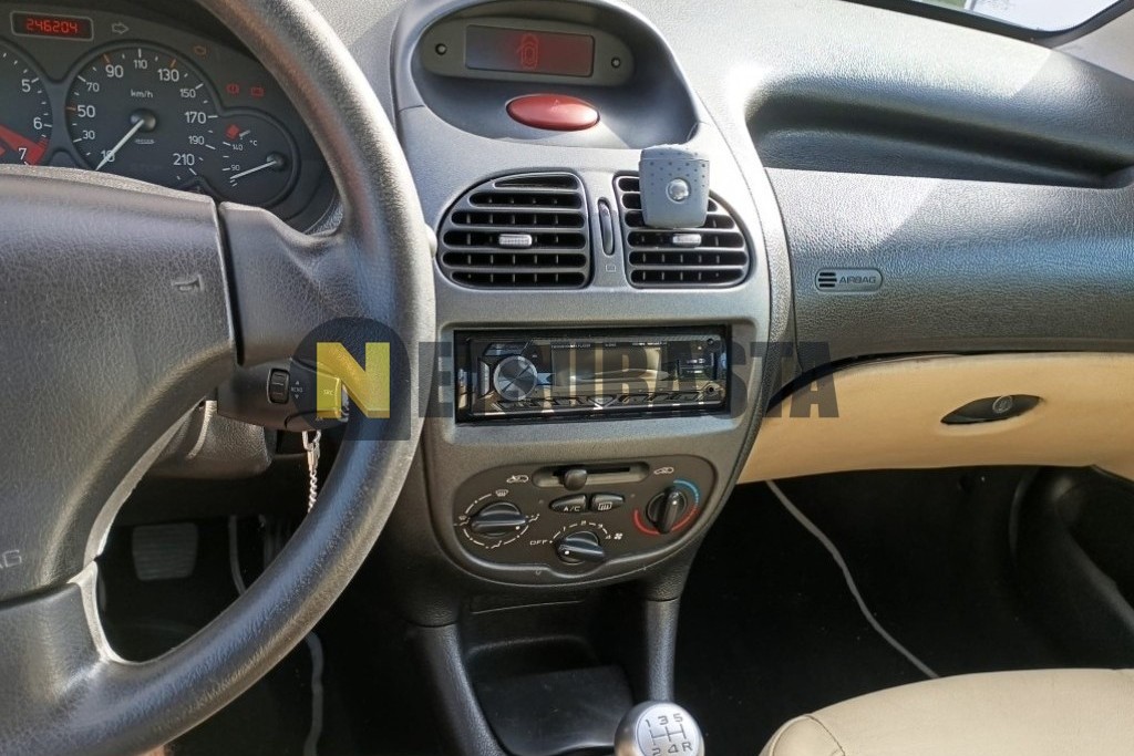 Peugeot 206 Coupé Cabrío 1.6 2002