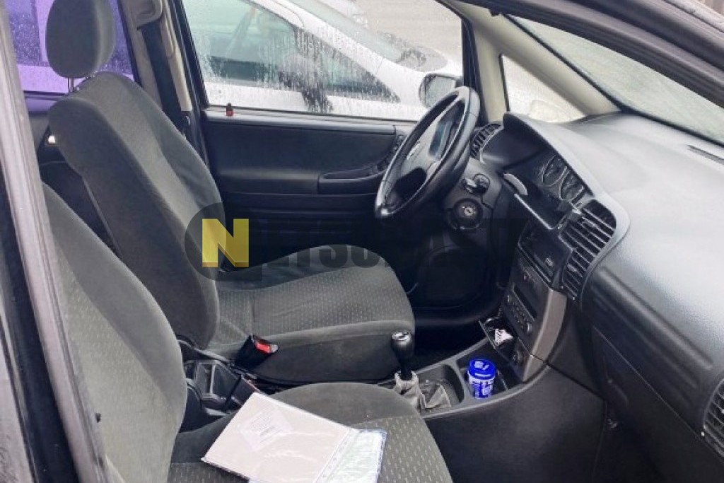 Opel Zafira 2.0 DTi 16v 2004
