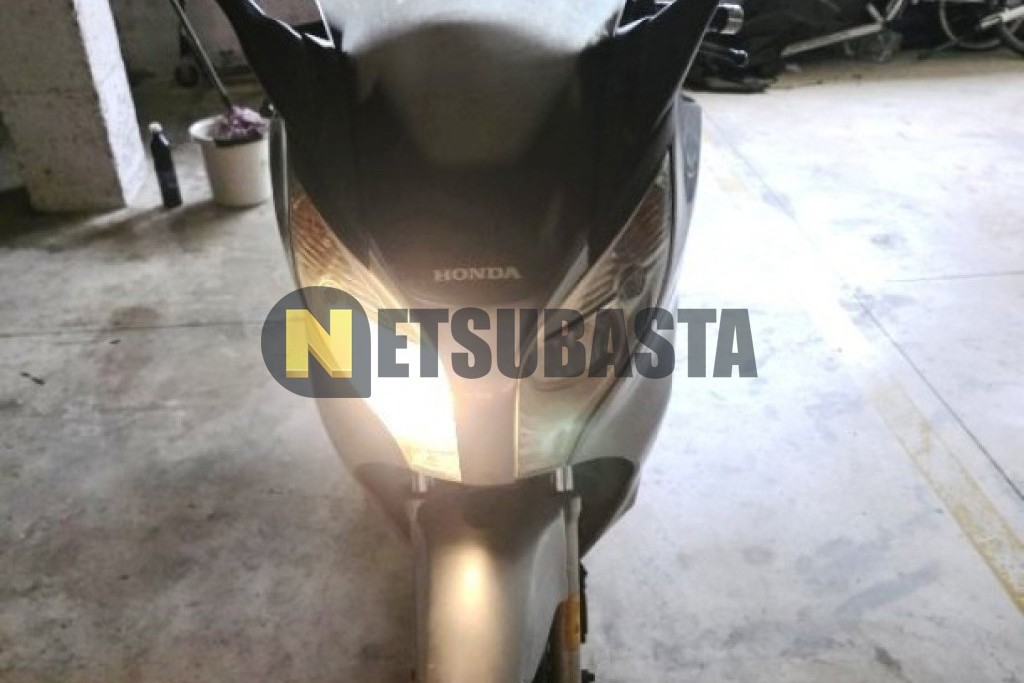 Honda FES 125 Pantheon 2007