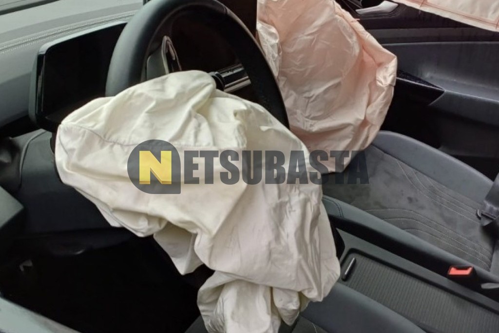 Volkswagen ID.4 Pro 77kWh 2025