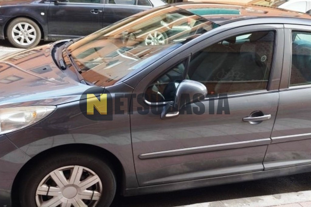 Peugeot 207+ 1.4 HDi 2013