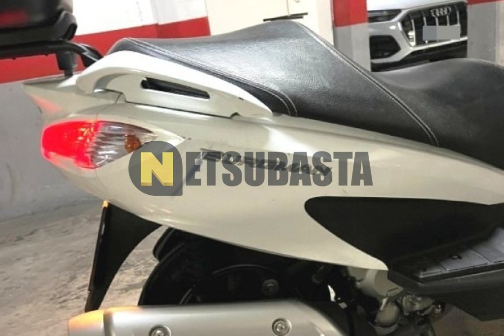Suzuki BURGMAN 125 2015