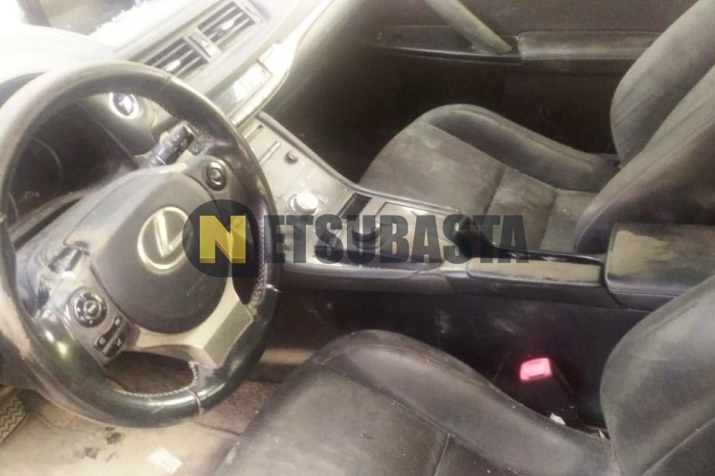 Lexus CT 200h 2015