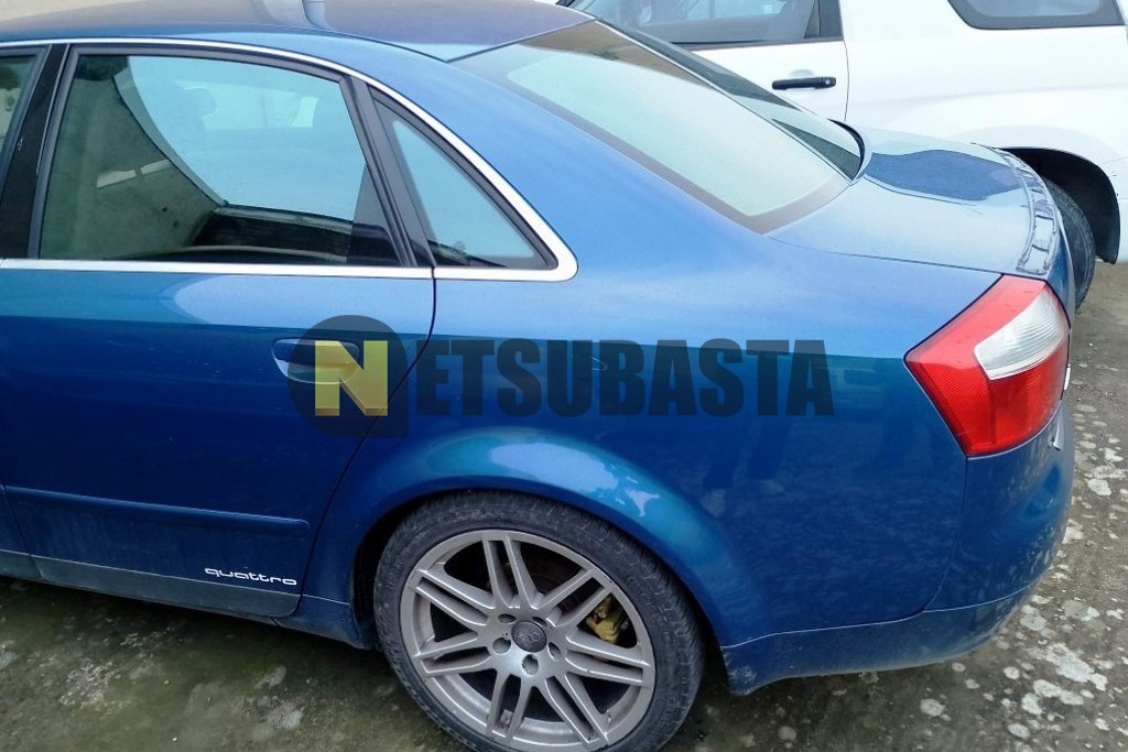 Audi A4 2.5 TDI quattro 2001
