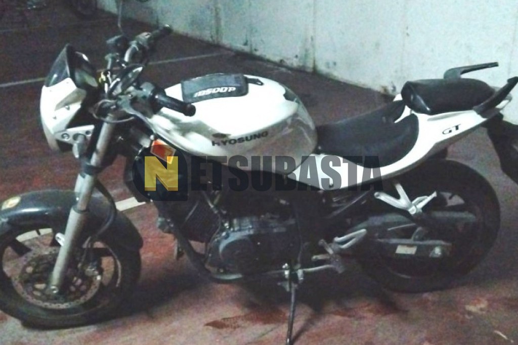 Hyosung GT 125 Comet 2012