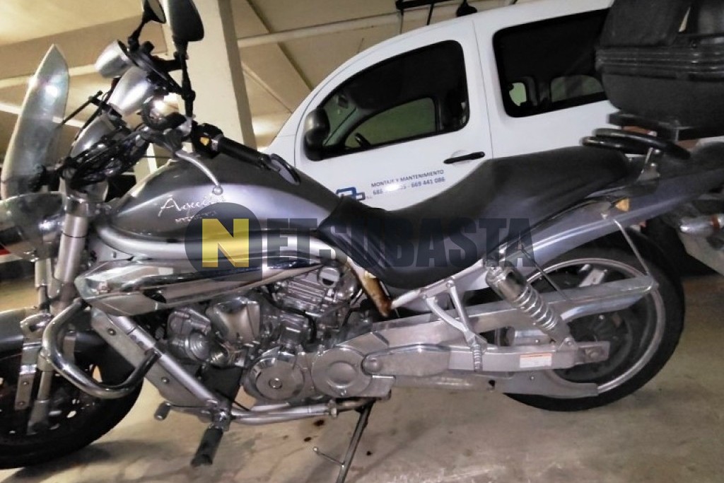 Hyosung GV 650 Aquila 2006