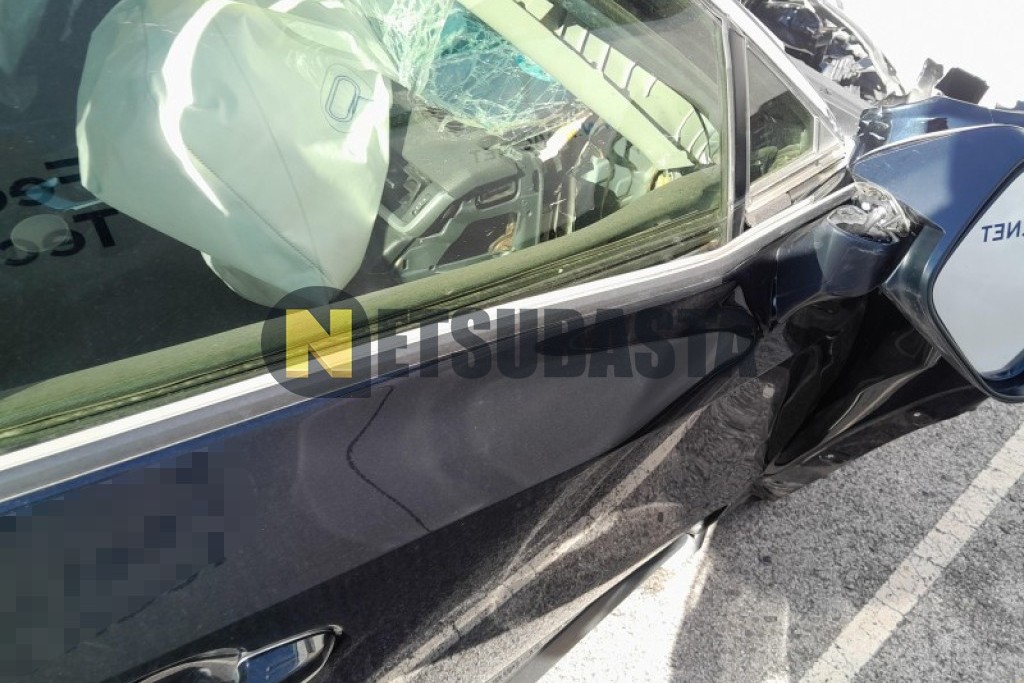 Toyota RAV4 Hybrid 220H 4x4 2024