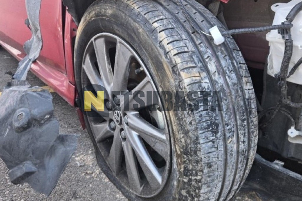 Toyota Yaris 120H 2024