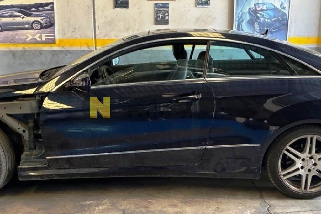 Mercedes-Benz E 350 CDI BlueEFFICIENCY Coupé 2009