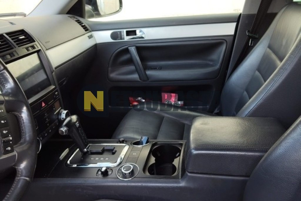 Volkswagen Touareg V6 3.0 TDI Tiptronic 6 vel. 2007