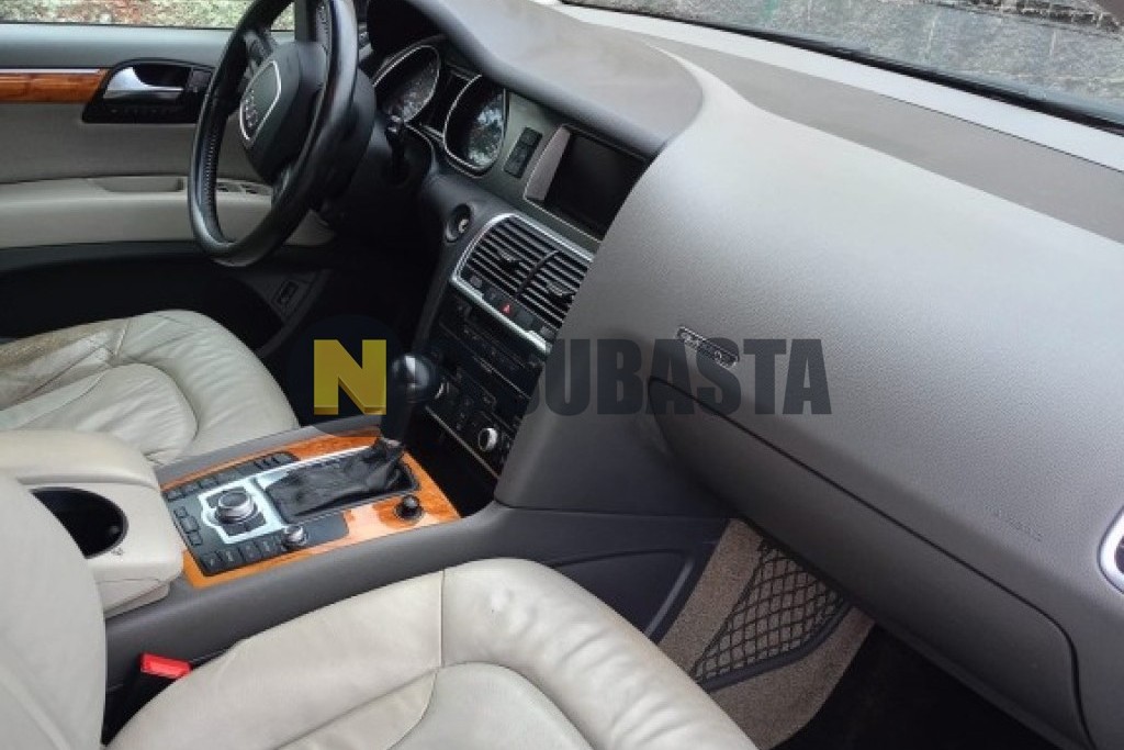 Audi Q7 3.0 TDI quattro tiptronic 6 vel. 2006