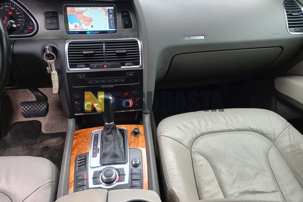 Audi Q7 3.0 TDI quattro tiptronic 6 vel. 2006