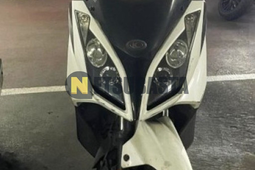 Kymco Super Dink 300i 2011