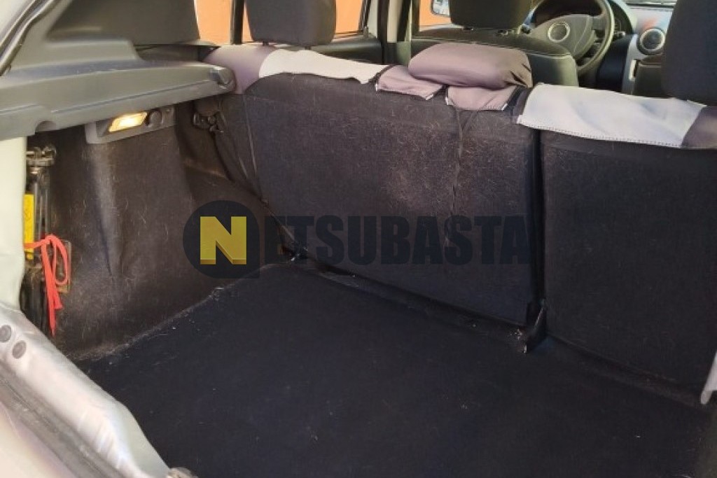 Dacia Sandero 1.6 2012