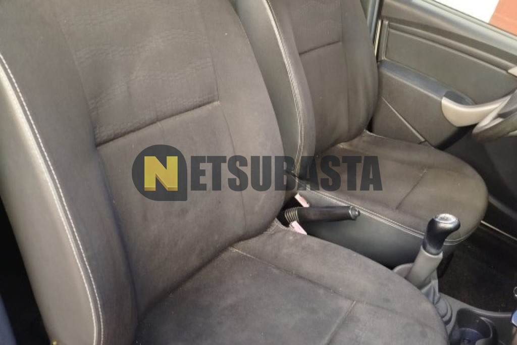 Dacia Sandero 1.6 2012