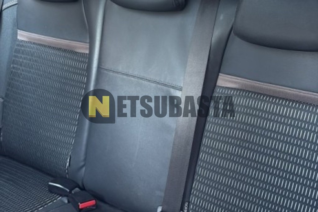 Peugeot 208 1.2 VTi 2012