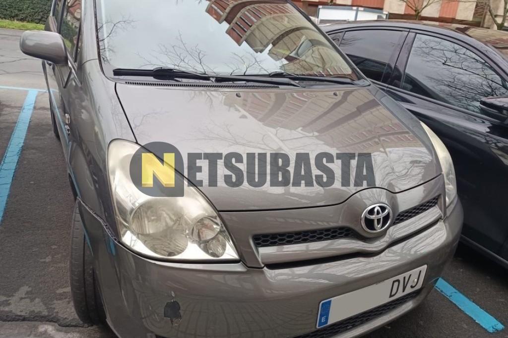 Toyota Corolla Verso 2.2 D4D 2006