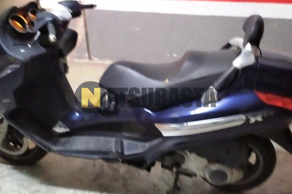 Piaggio X EVO 250 2008