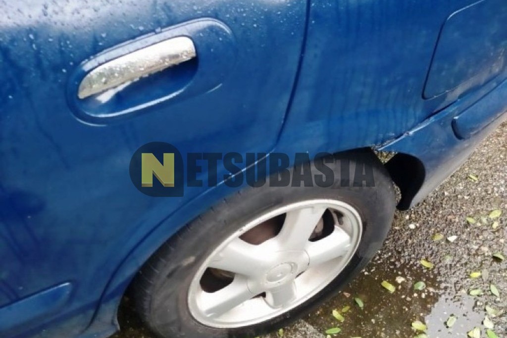 Nissan Almera 2.2Di 2000