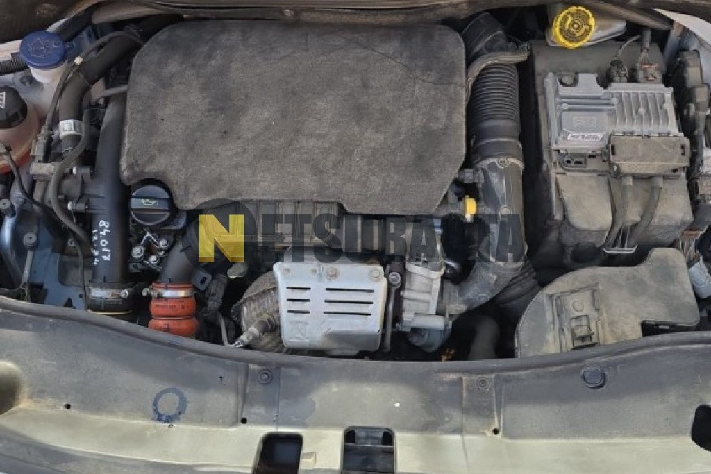 Peugeot 2008 1.2 PureTech EAT6 2018