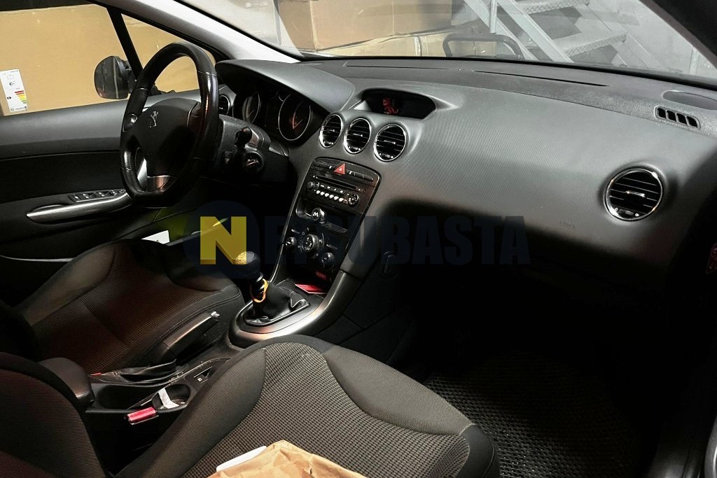 Peugeot 308 SW 1.6 e-HDi 2013