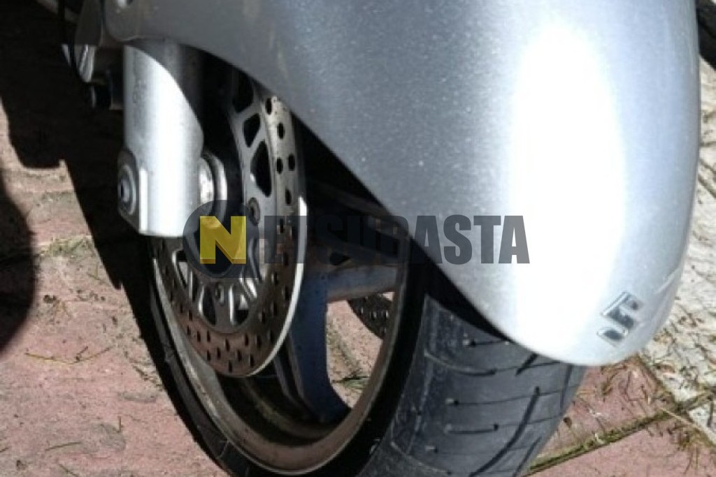 Suzuki BURGMAN 650 Executive 2005