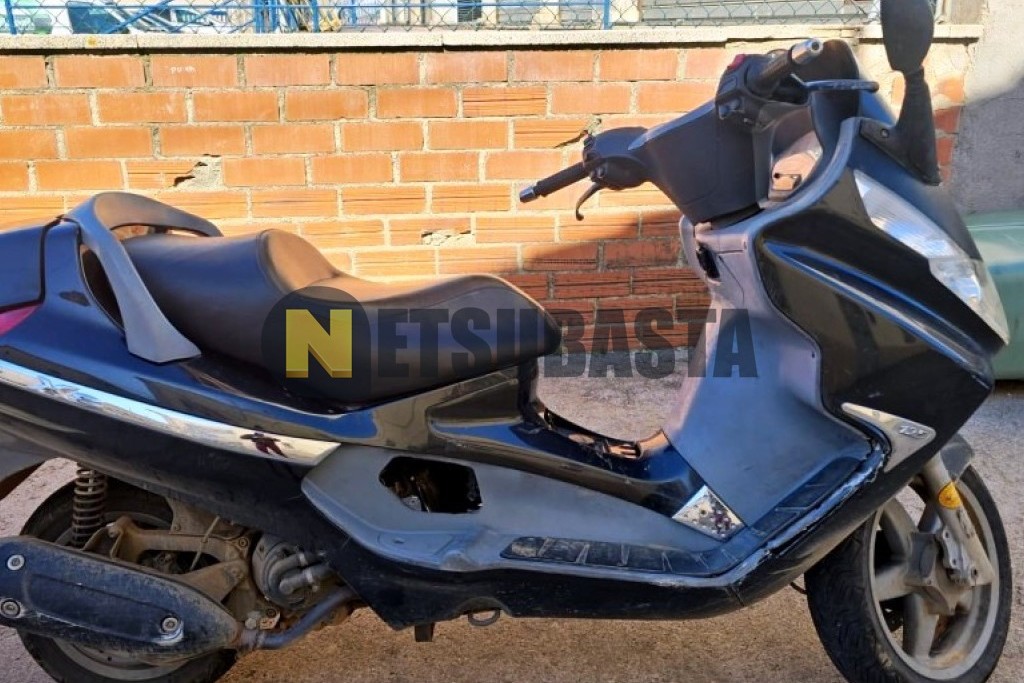 Piaggio X8 125 2005
