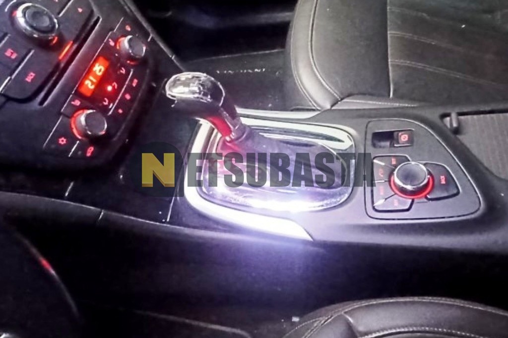 Opel Insignia Sports Tourer 2.0 CDTI Aut. 2012