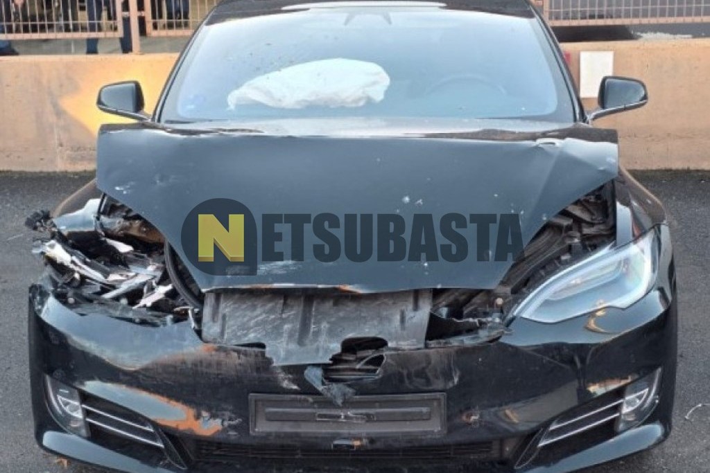 Tesla Model S 75D 2018