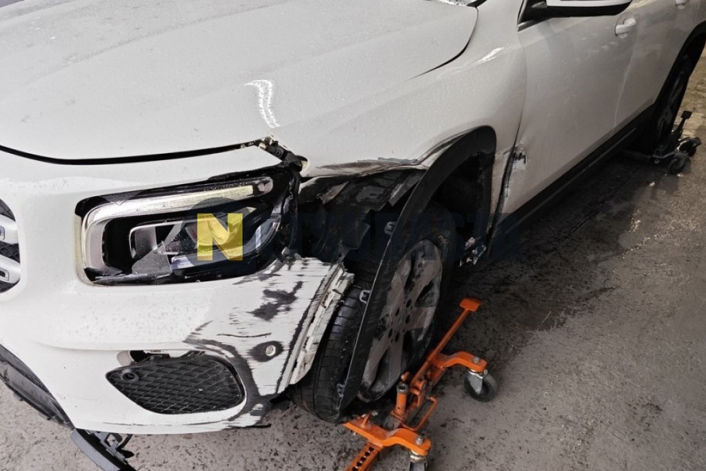 Mercedes-Benz GLB 200 d 2023