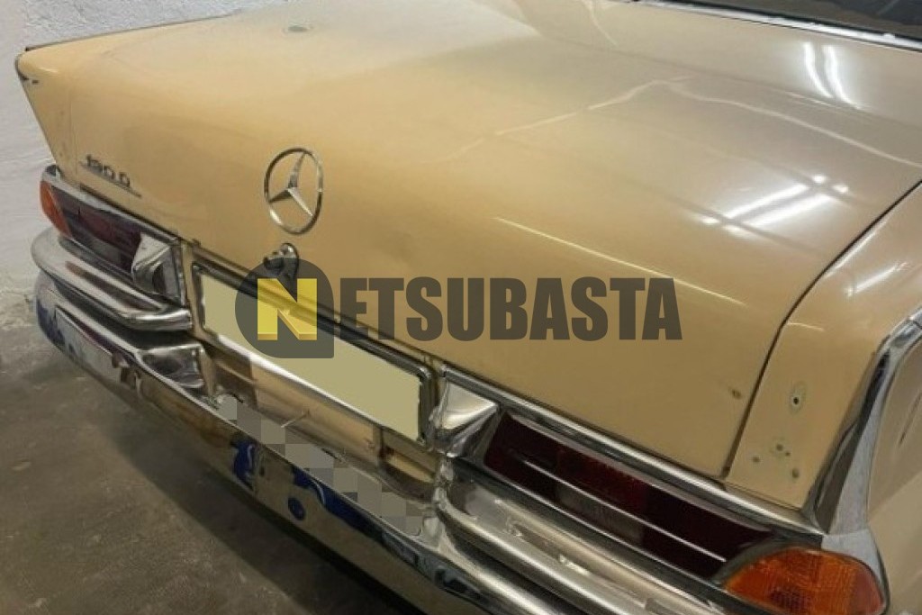 Mercedes-Benz 190D 1970