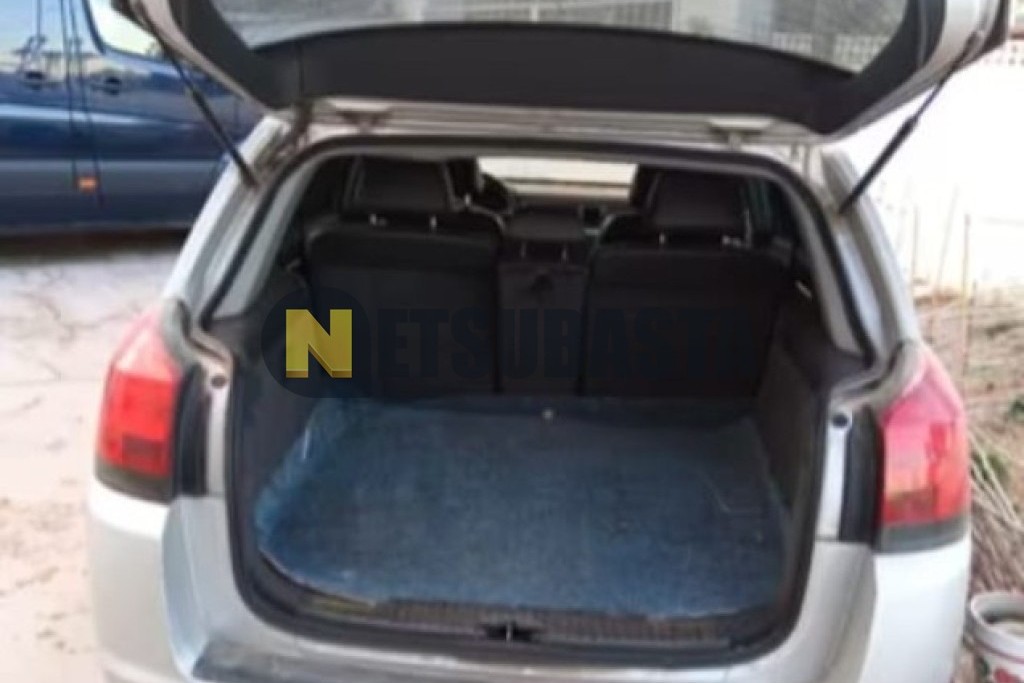 Opel Signum 2.2 DIG 16V 2005