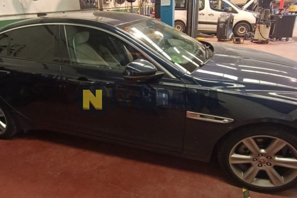 Jaguar XE 2.0 Diesel Auto 2016