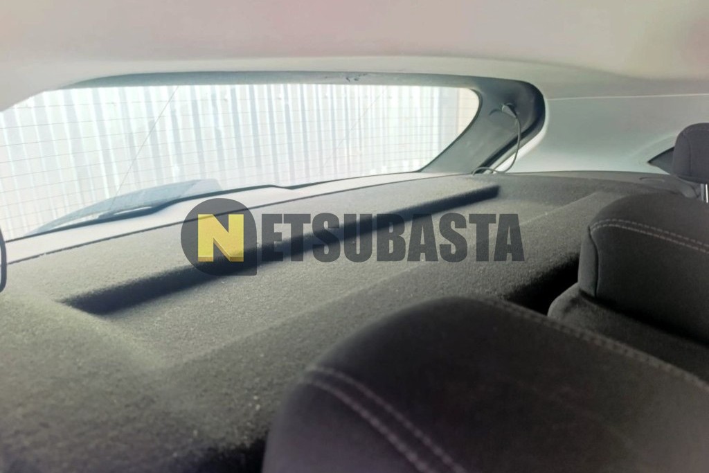 Peugeot 308 1.6 BlueHDi 2015