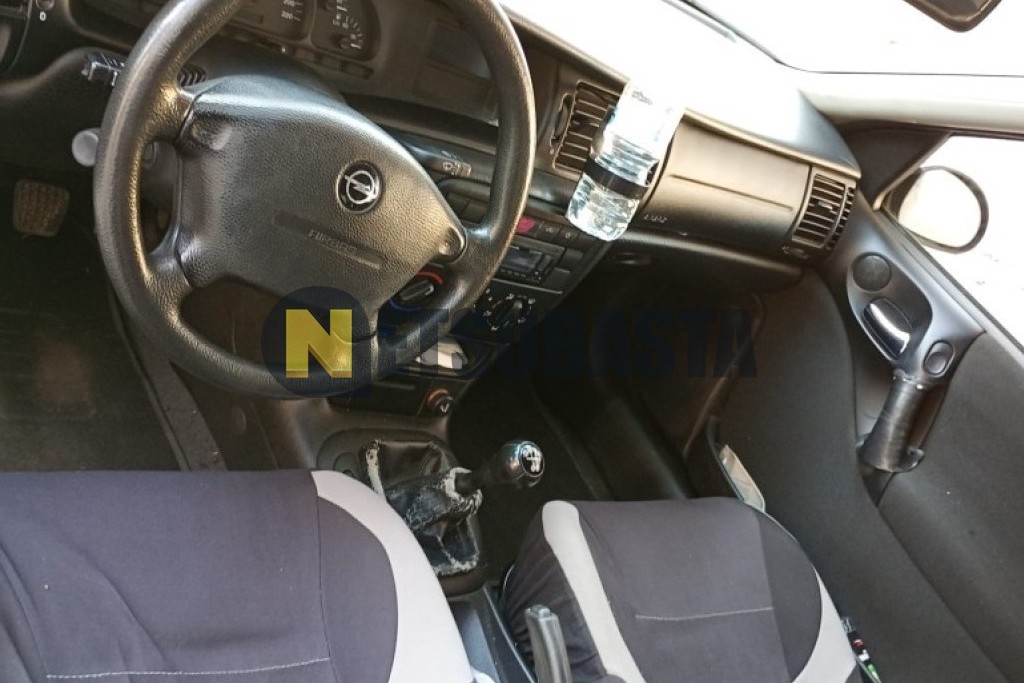 Opel Vectra 1.6 16V 2002