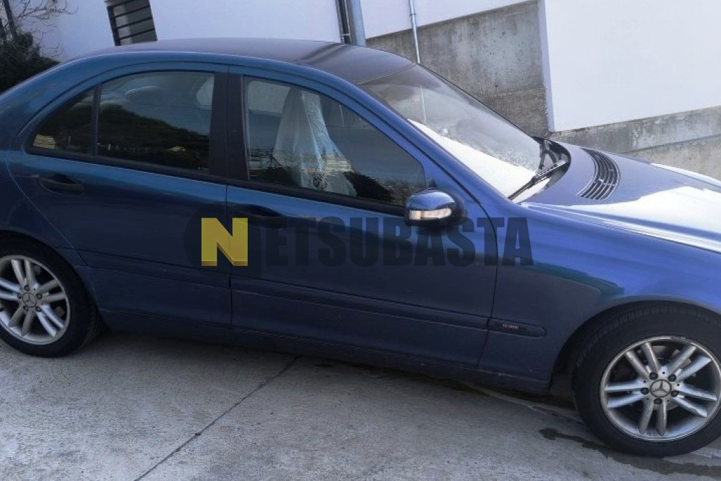 Mercedes-Benz C 200 CDI 2004