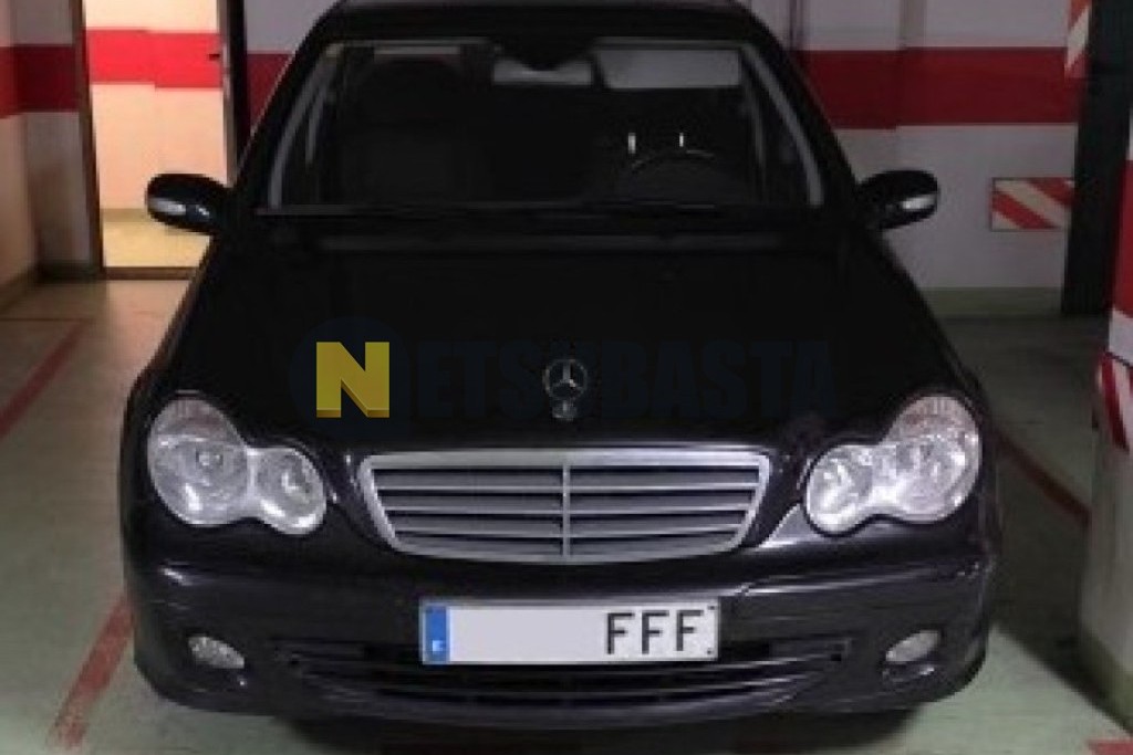 Mercedes-Benz C 220 CDI Aut. 2005