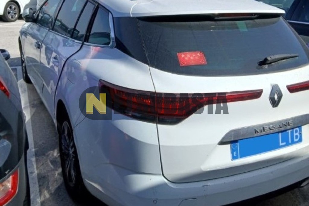 Renault Megane Sport Tourer E-TECH Híbrido enchufable 2021